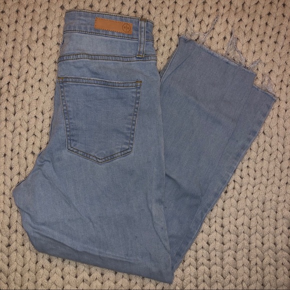 BP light wash crop mom jeans - Picture 5 of 8